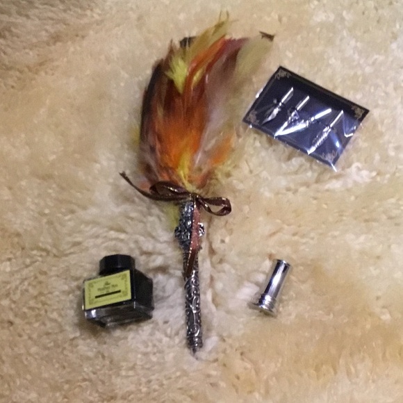 Elegant Feather Pen Set with nibs and ink- journaling- letters- spells- new - Picture 6 of 10